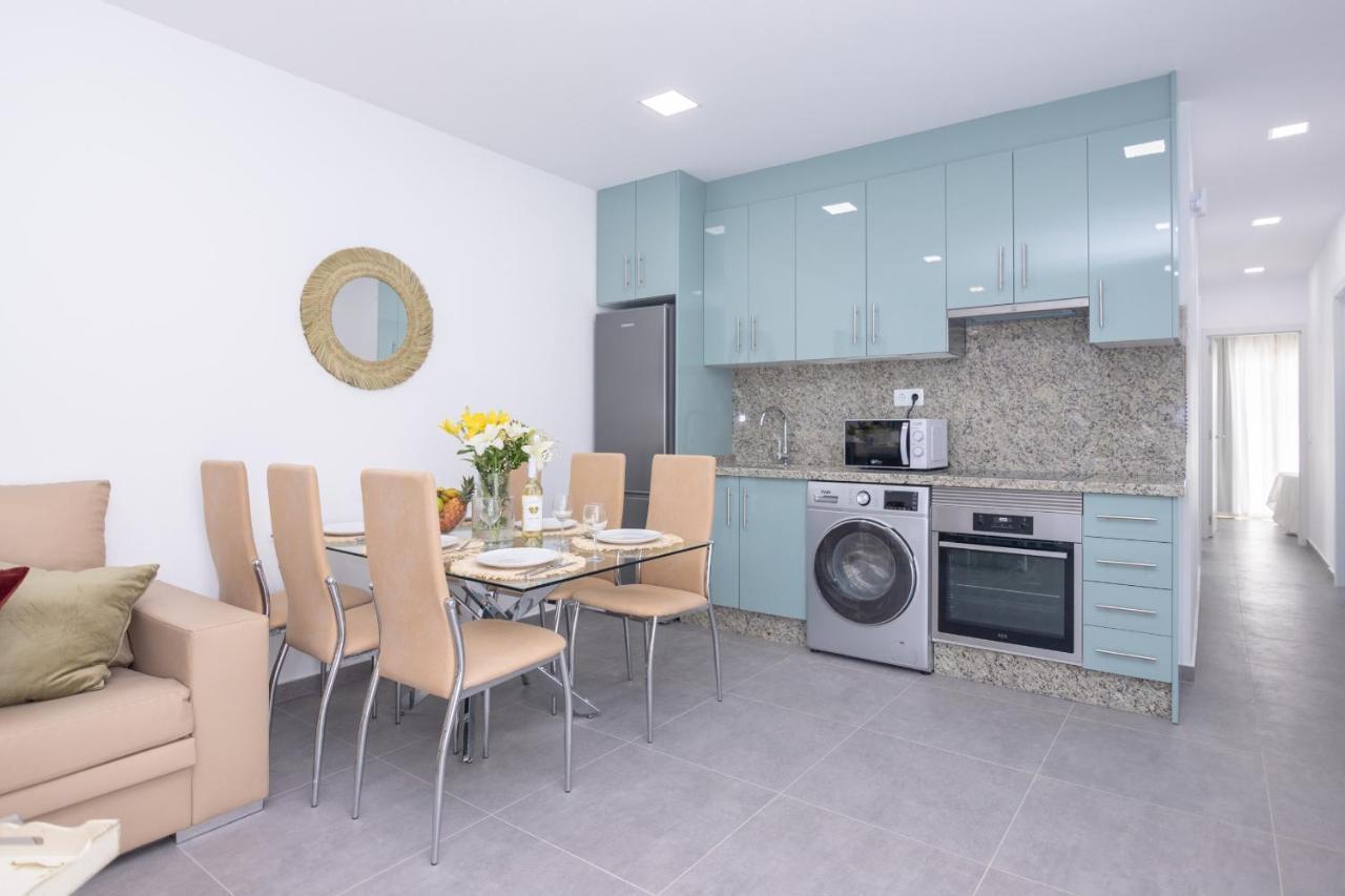 Apartment Family 6 Beachfront Corralejo By Holidays Home 外观 照片